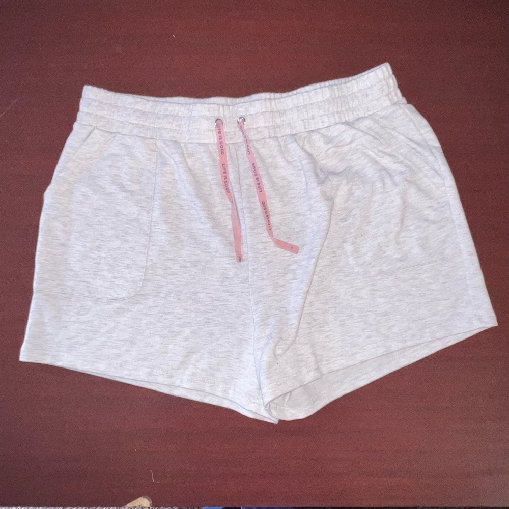 Life Is Good Women's Light Gray Pajama Shorts